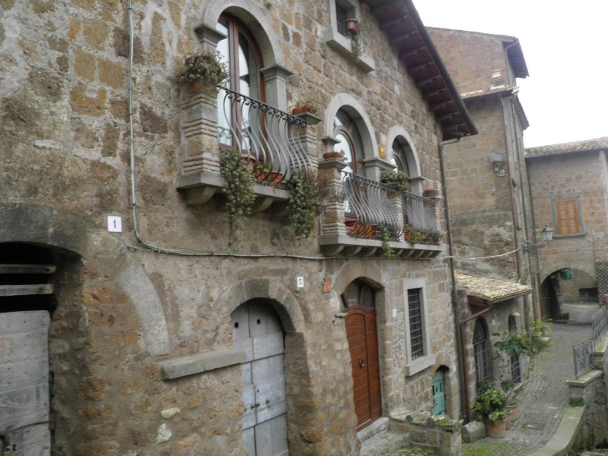 Appartamento antica dimora Barbarano Romano Esterno foto